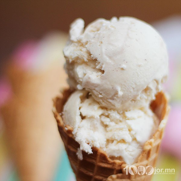 Ердөө л молоко, өндөгний цагаан ашиглан амтат зайрмаг хийж сурцгаая